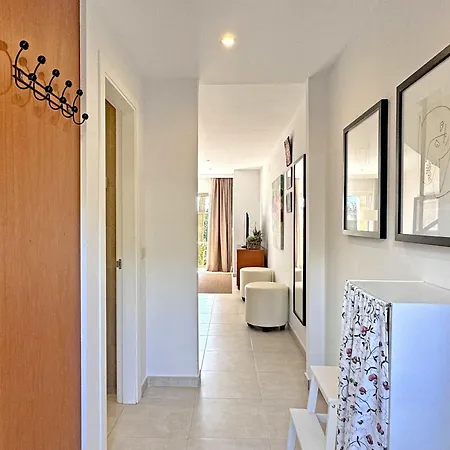 Cozy 2-story Townhouse Family-friendly