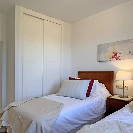 Holiday home Cozy 2-story Townhouse Family-friendly *