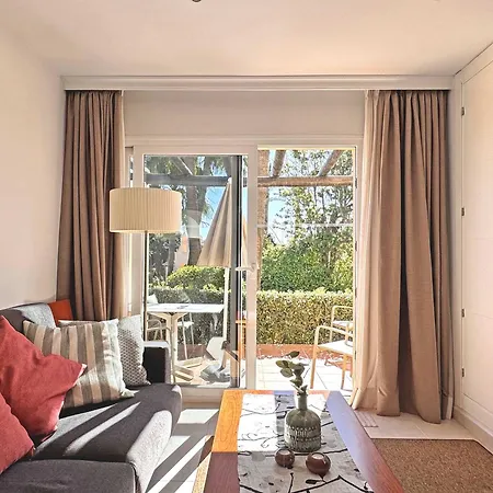 Cozy 2-story Townhouse Family-friendly